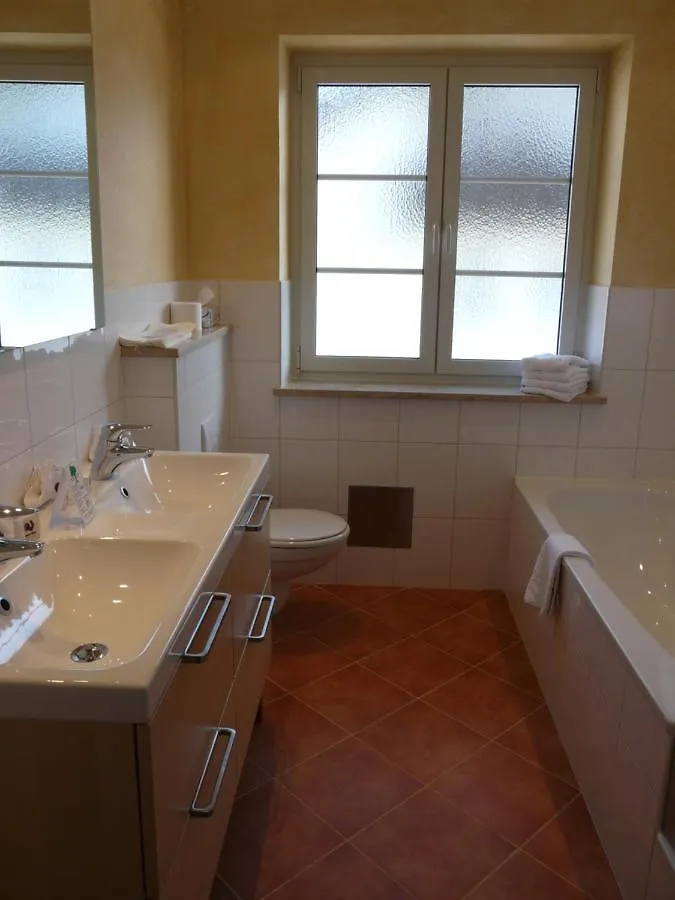 Hotel Roter Hahn - Bed&Breakfast Garmisch-Partenkirchen