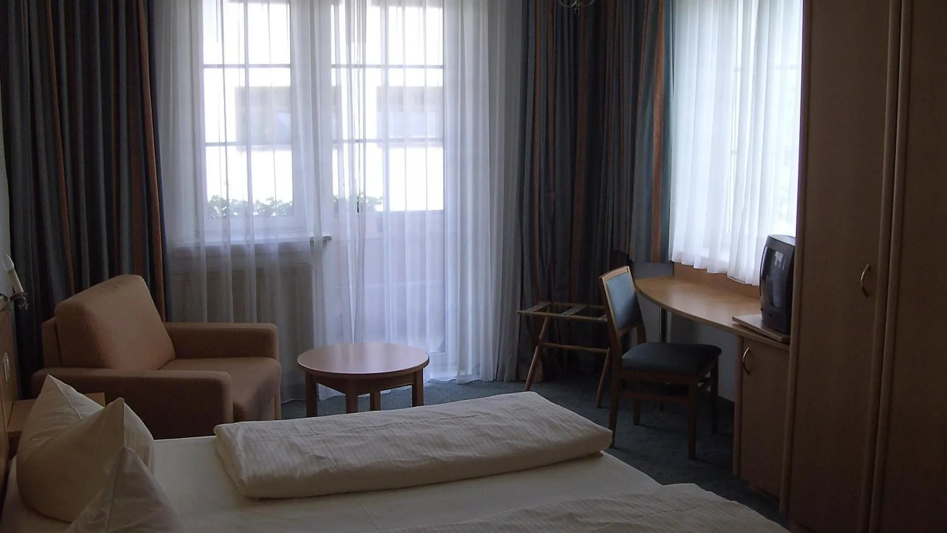 Hotel Roter Hahn - Bed&Breakfast Garmisch-Partenkirchen