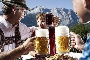 Hotel Roter Hahn - Bed&Breakfast Garmisch-Partenkirchen