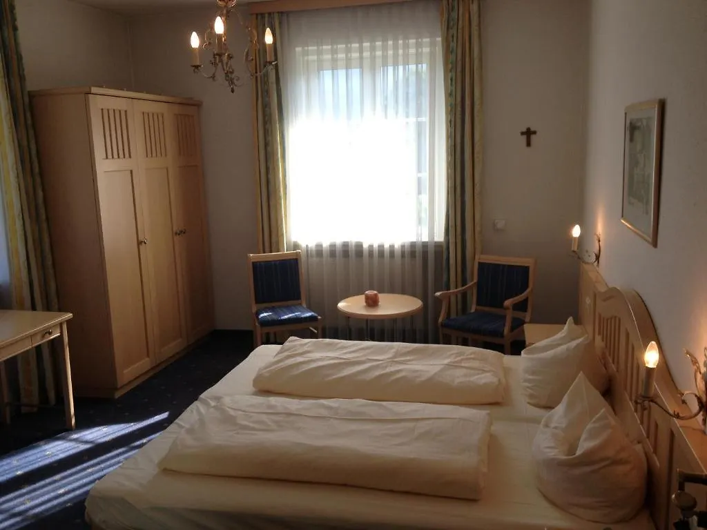 Hotel Roter Hahn - Bed&Breakfast Garmisch-Partenkirchen